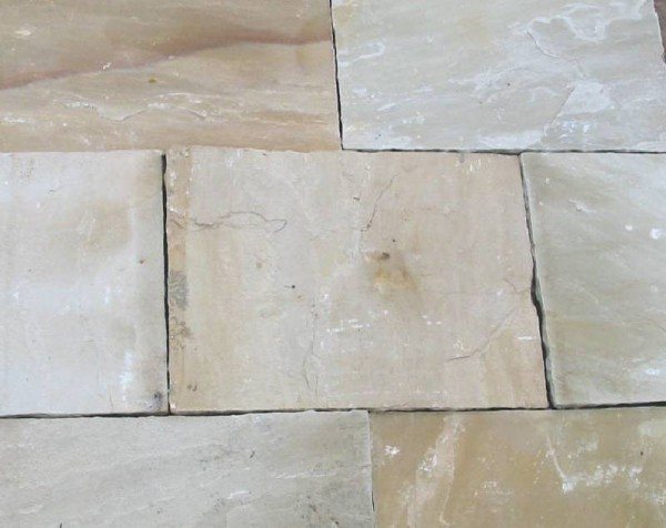 Paving Slabs (Fossil Mint / Cotswold) Paving Slabs (Fossil Mint / Cotswold)
