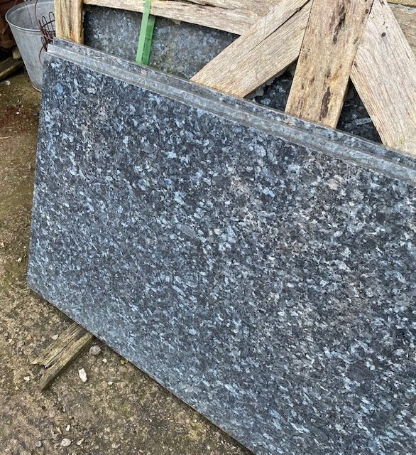 Kitchen Worktop (blue pearl granite)
