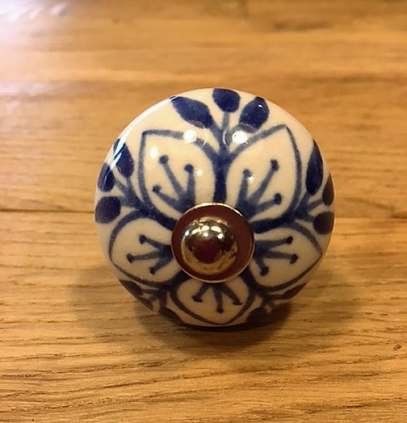 Wells Reclamation Round Ceramic Knobs (Blue & White Flower)