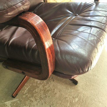 Chairs & Seating Chairs & Seating