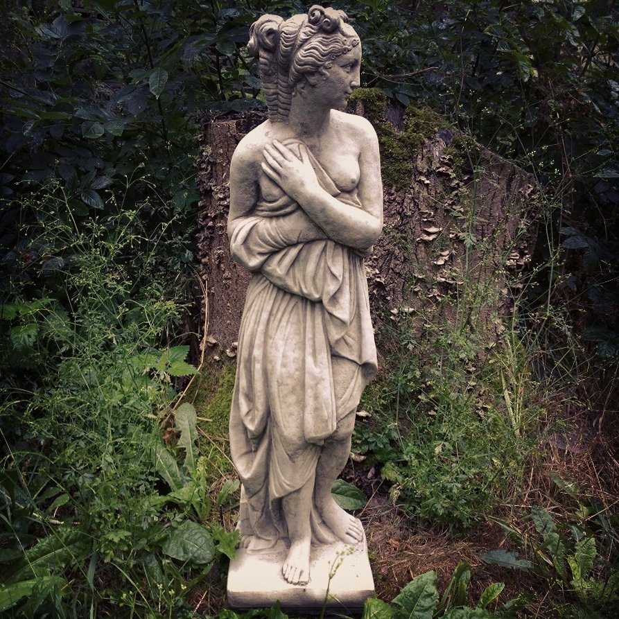 Venus Statue - Rare Garden Decor