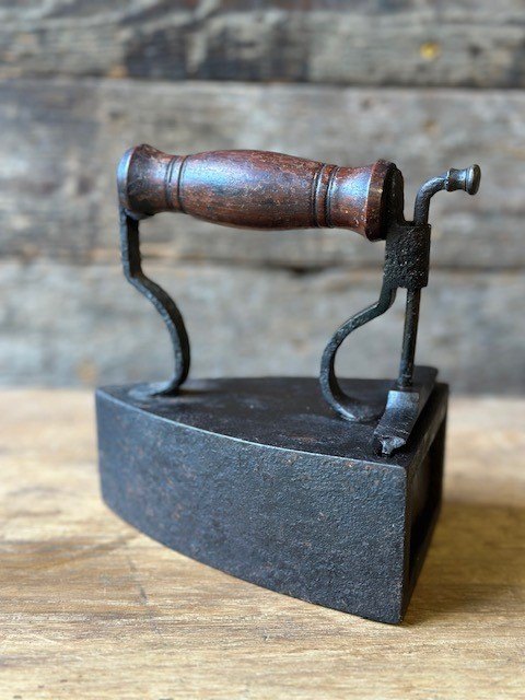 First Iron Box Victorian Box Iron - Wells Reclamation