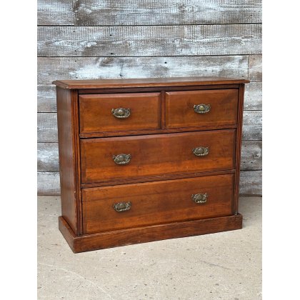 Lovely Small Edwardian Mahogany Chest Of Drawers