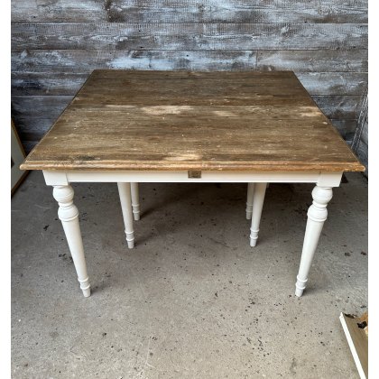 Reclaimed Solid & Heavy Pine Extending Dining Table (3.6m)