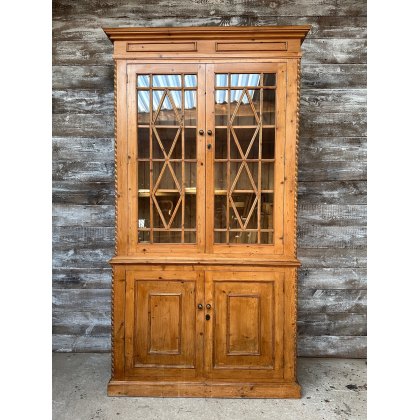 Beautiful Antique Astral Glazed Waxed Pine Dresser