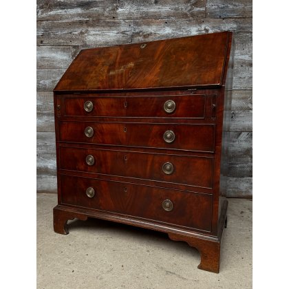 Wonderful Georgian Mahogany Bureau