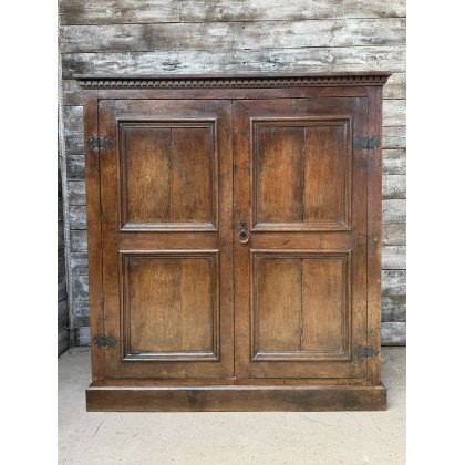 Antique 18th Century Country Oak Cupboard