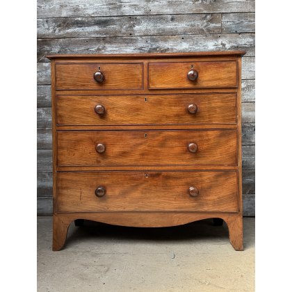 Antique Victorian Chest of Drawers Antique Victorian Chest of Drawers