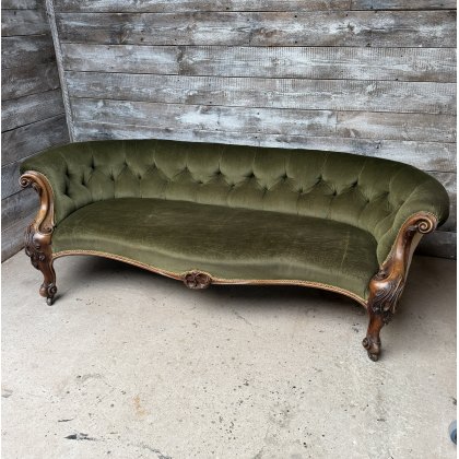 Antique 19thC Carved Mahogany Sofa Antique 19thC Carved Mahogany Sofa