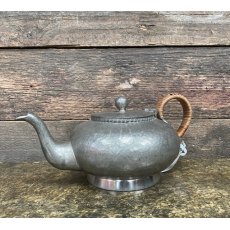 Arts & Crafts English Pewter Tea Pot