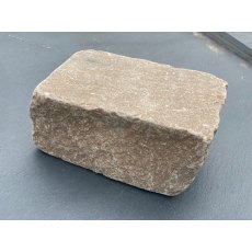 York Style Tumbled Cobble Setts Heavy Duty