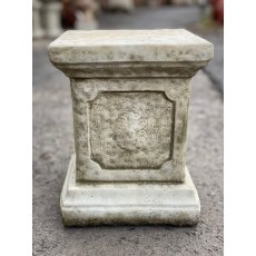 Plinth (Small Square)