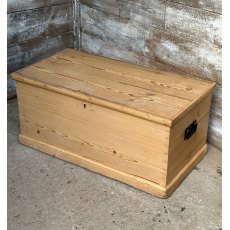 Lovely Vintage Stripped Pine Blanket Box Lovely Vintage Stripped Pine Blanket Box
