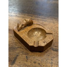 20th Century Mouseman Carved Oak Ashtray 20th Century Mouseman Carved Oak Ashtray