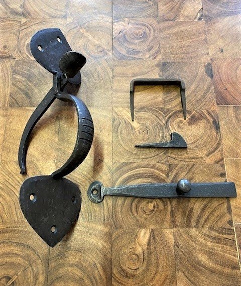 Wells Reclamation Suffolk Latch (Spade)