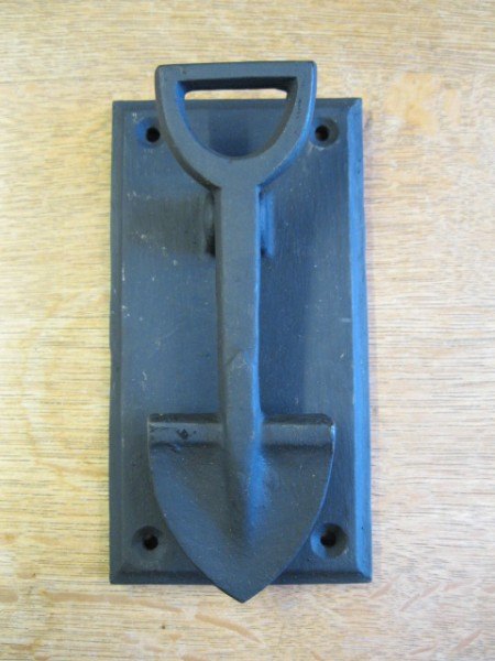 Wells Reclamation Spade Door Knocker