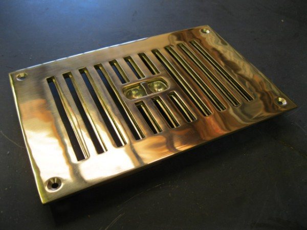 Wells Reclamation Brass Air Vent (Hit & Miss 9"x6")