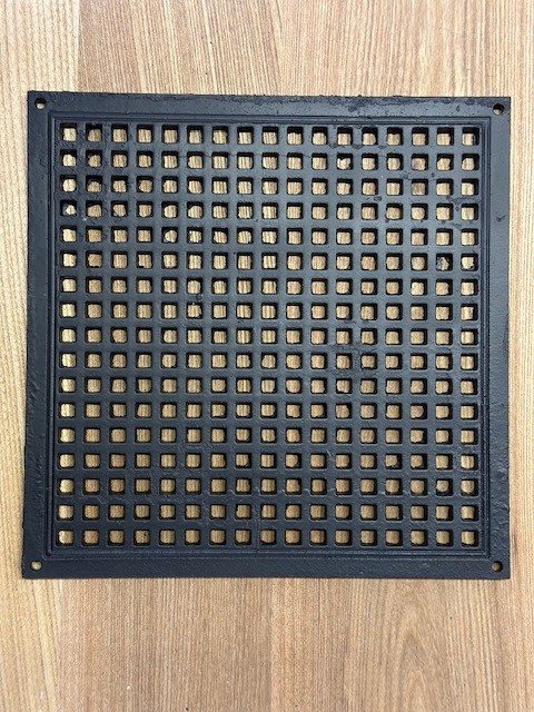 Wells Reclamation Grid Pattern Air Vent (9"x 9")