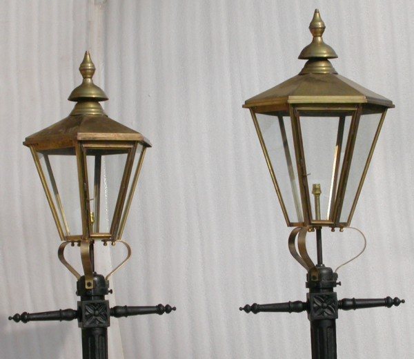 Wells Reclamation Regency Style Hexagonal Lamp Top