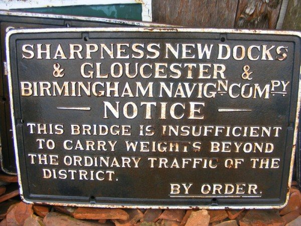 Wells Reclamation Cast Iron Sign (Sharpness New Docks)