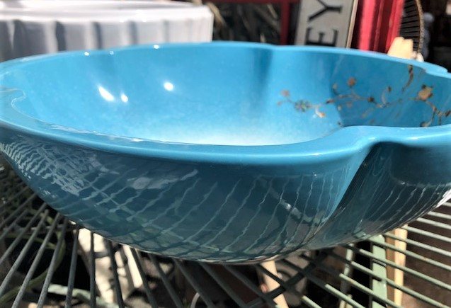 Scalloped Edge Porcelain Sink (Blue Floral)