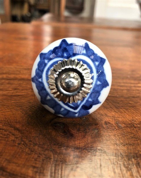 Round Ceramic Knobs (Blue Heart)