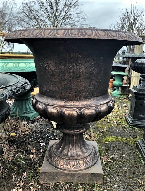 Large 'Bronzed' Garden Urn