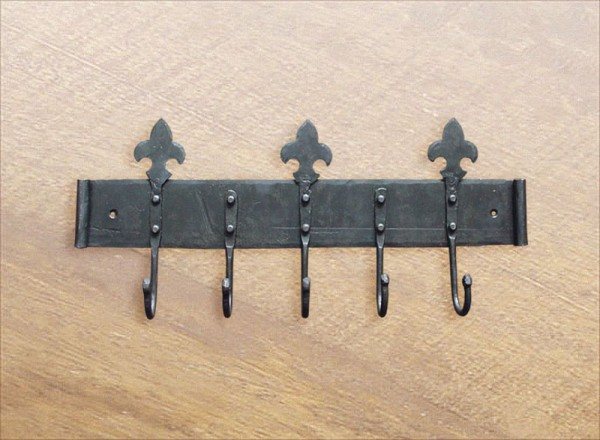 Wells Reclamation Fleur-de-lys Hooks (5 hooks)