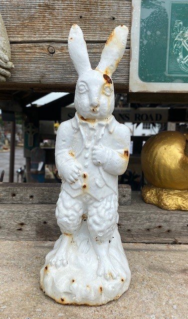 'Peter Rabbit' cast iron statue