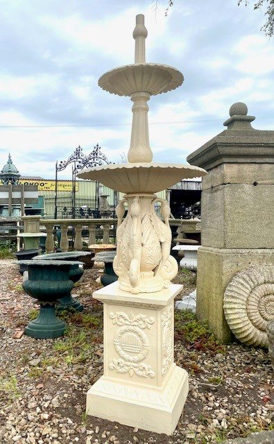 Wells Reclamation Grand Cast Iron Victorian Style Garden Fountain