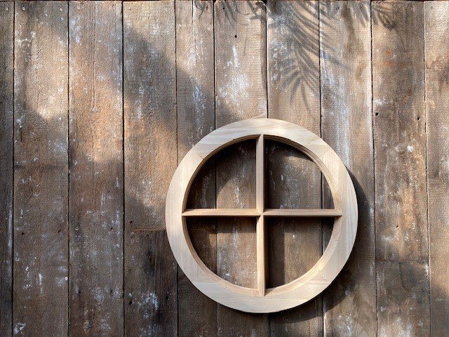 Round Wooden Window (Oak)