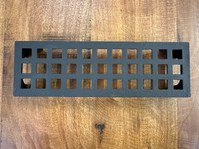 Wells Reclamation Grid Pattern Air Brick (9"x3")