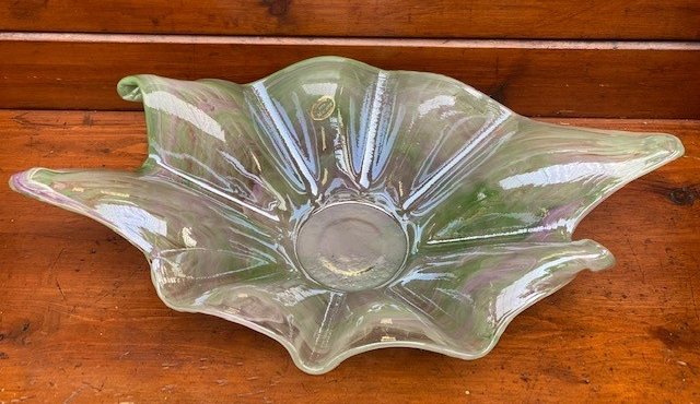 Wells Reclamation Vintage Lavorazione Murano Glass Centrepiece