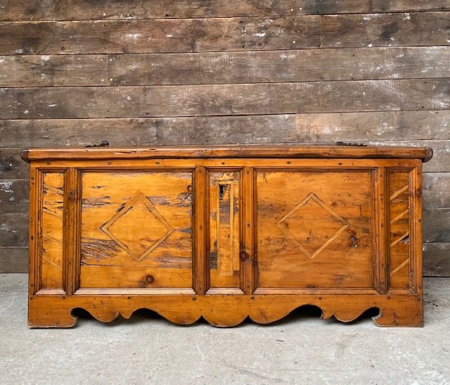 Wells Reclamation Antique Early 19th Century Pine Chest