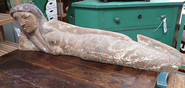 Wells Reclamation Hand Carved Mermaid Statue (Reclining)