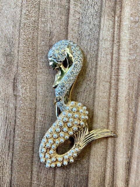 Wells Reclamation Vintage Costume Jewellery Mermaid Brooch