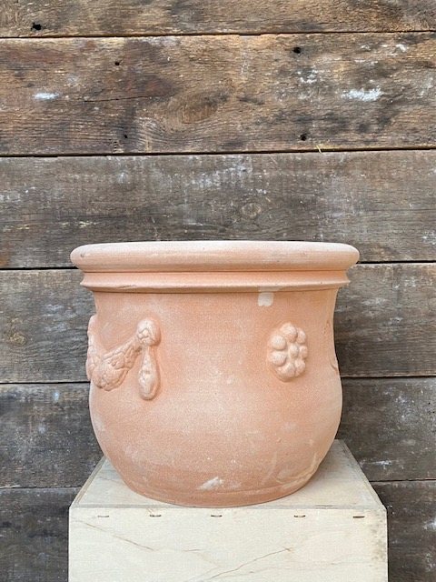 Wells Reclamation Fine Italian Decorative Terracotta Urn (Swag)