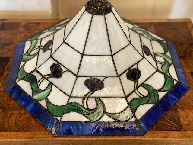 Wells Reclamation Vintage Tiffany Style Octagonal Shade