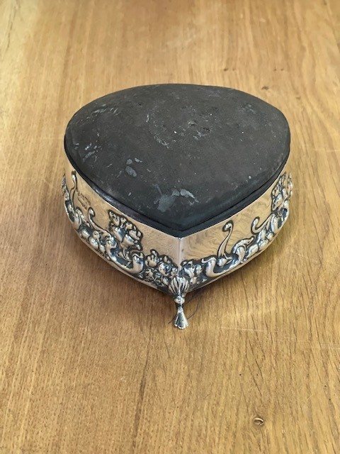 Wells Reclamation Edwardian Silver Heart Shaped Trinket Box