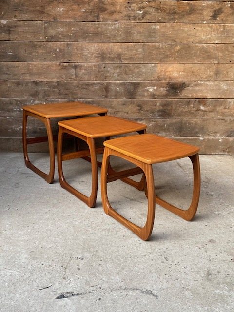 Vintage Retro Knoll Teak Nest Of Coffee Tables