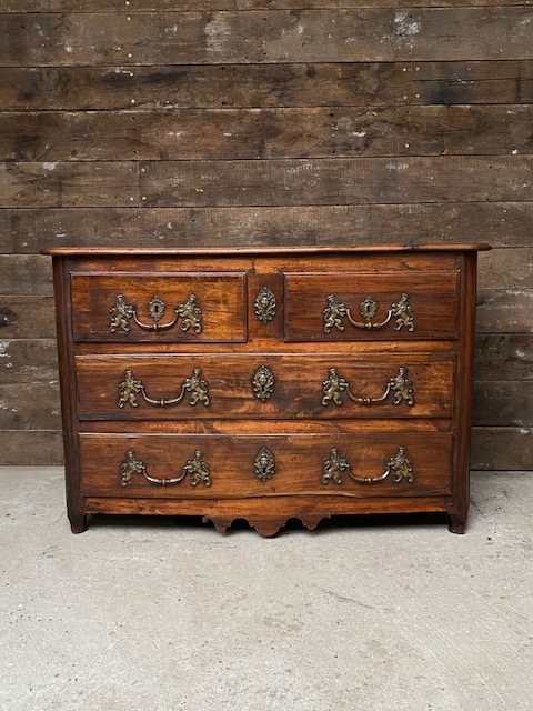 Exquisite 17th Century Continental Walnut Chest Of Drawers