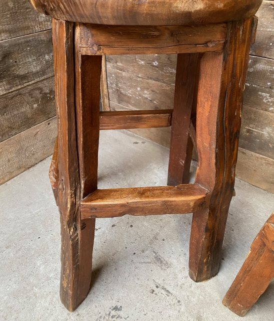 Barnwood bar stools discount