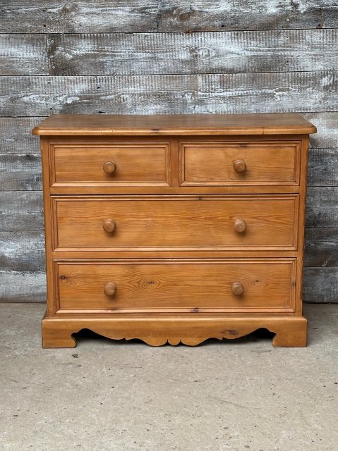 Vintage Solid Pine Chest of Drawers