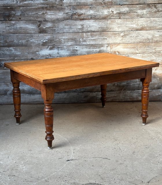 Early 20th Century Solid English Oak Dining Table