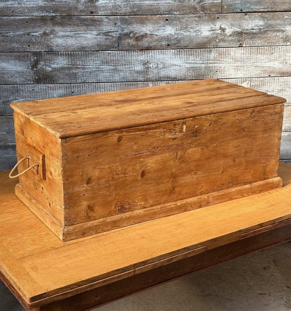 Antique Victorian Stripped Pine Rustic Blanket Box