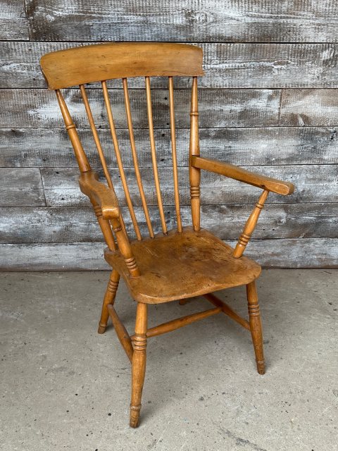 Beautiful Antique English Elm Windsor Armchair