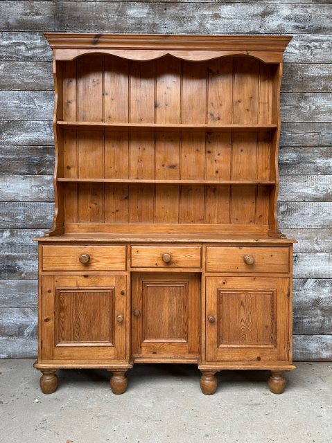 Lovely Vintage Waxed Pine Dresser