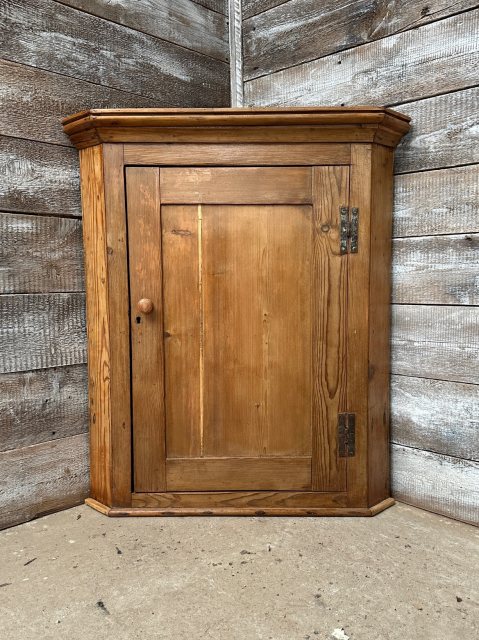 Small Victorian Pine Wall Corner Cupboard