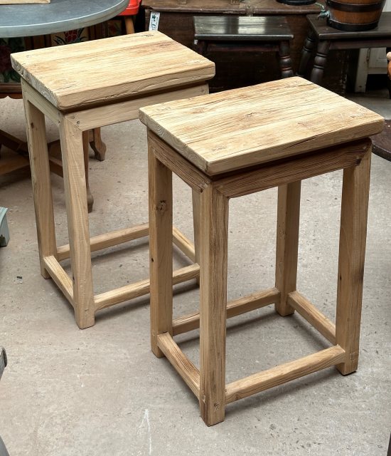 Beautiful Rustic Elm Tall Stools
