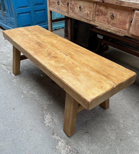 Farmhouse Solid Chunky Pine Pig Bench